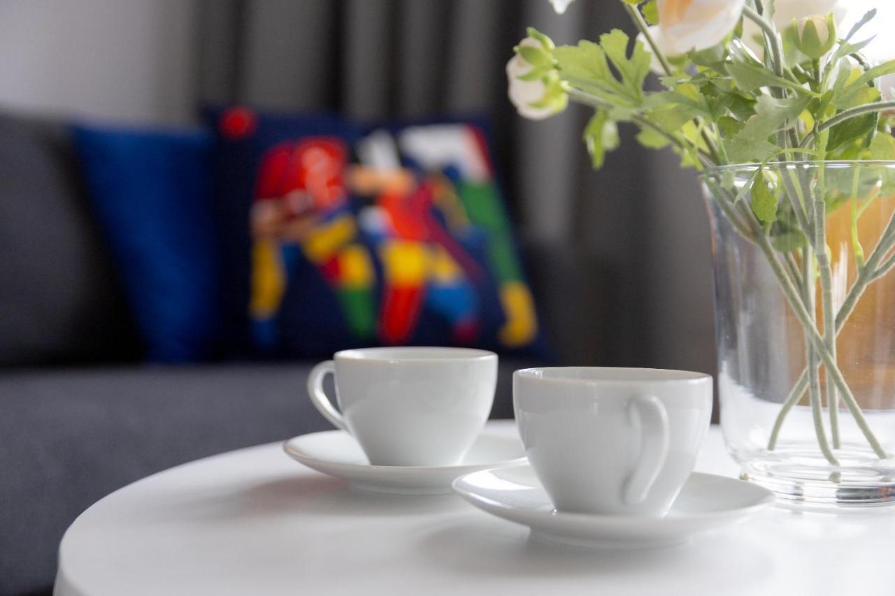 Beautiful 2 Rooms Flat With Balcony Varsóvia Exterior foto