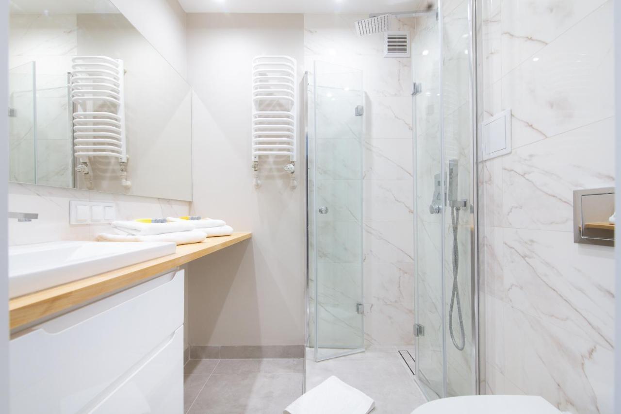 Beautiful 2 Rooms Flat With Balcony Varsóvia Exterior foto